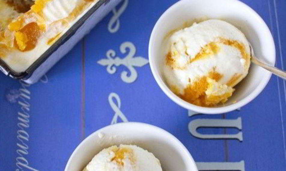 Рецепт ванильное мороженое с шафраново-манговой прослойкой