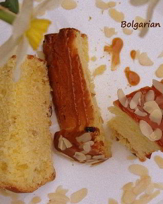 Болгарский Пасхальный кулич