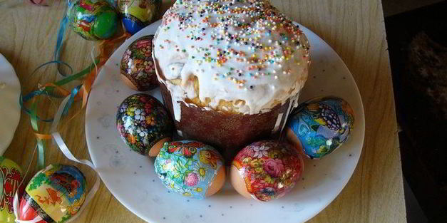 кулич и пасха со светлым праздником пасхи