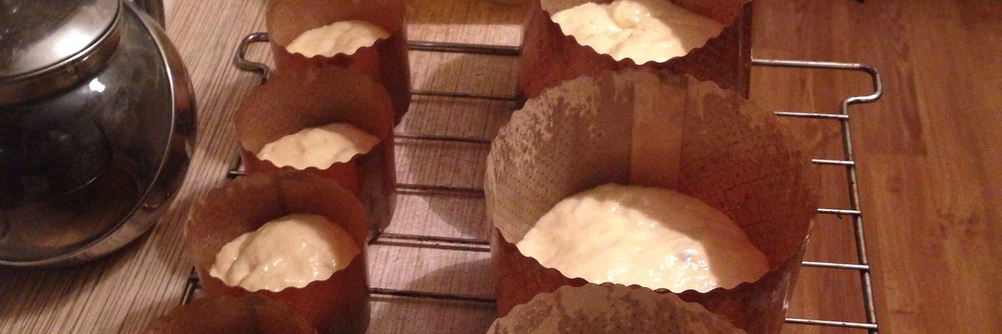 Кулич пасхальный с изюмом и ванилью