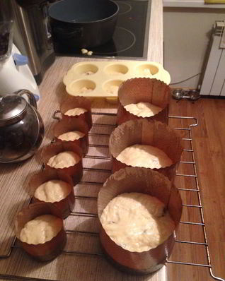 Кулич пасхальный с изюмом и ванилью