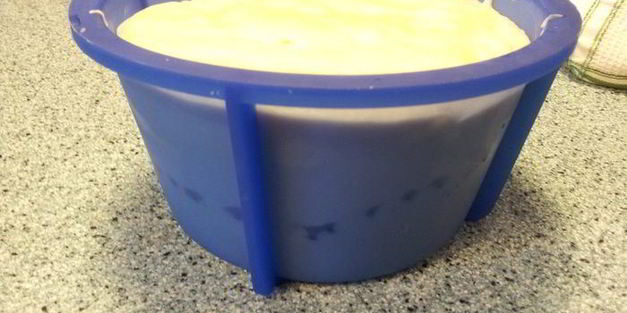 кулич с сюрпризом