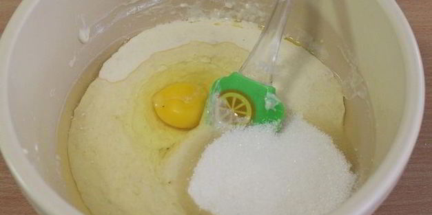 кулич с творожной начинкой