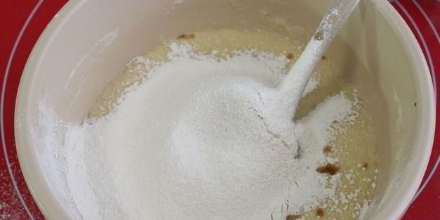 кулич с творожной начинкой