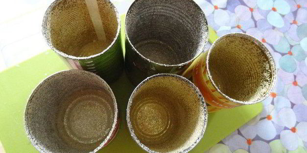 кулич с вяленой вишней и кедровыми орешками