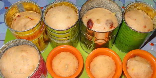 кулич с вяленой вишней и кедровыми орешками