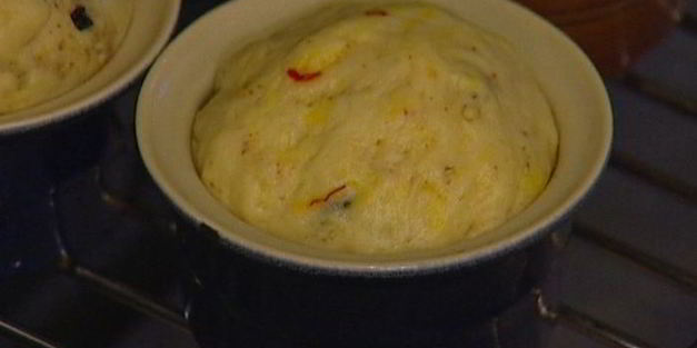 куличи с цукатами и изюмом