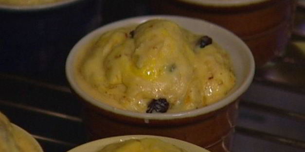 куличи с цукатами и изюмом