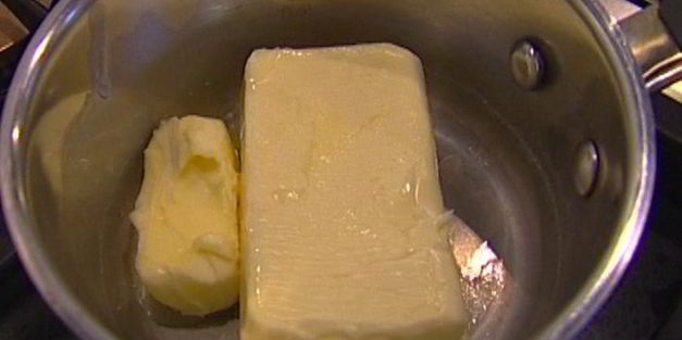 куличи с цукатами и изюмом