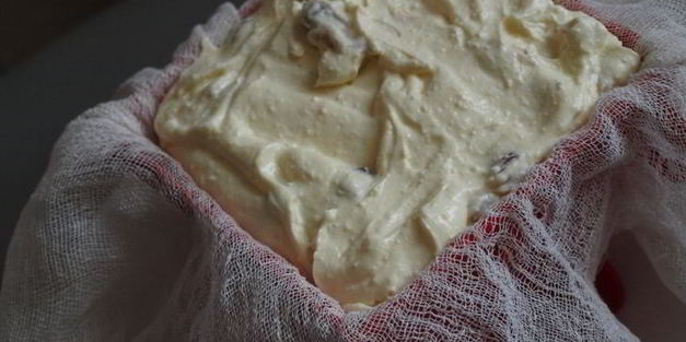 пасха творожная с изюмом