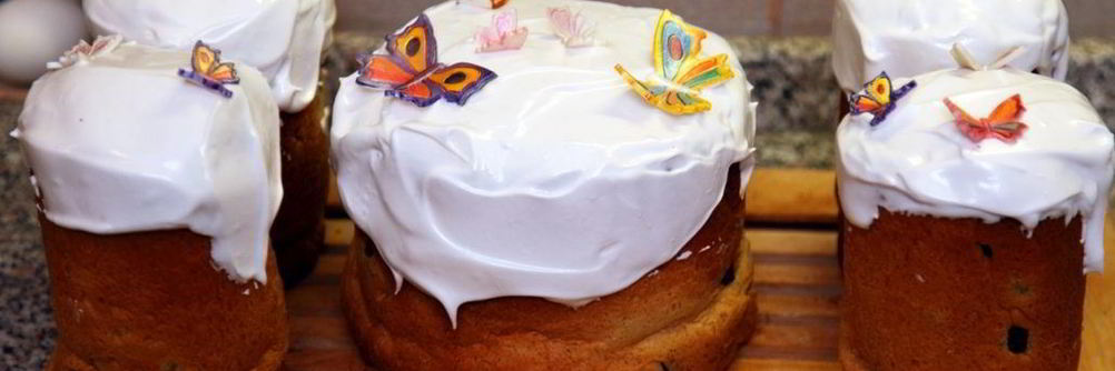 Пасхальный кулич со сметаной