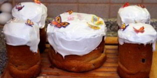 пасхальный кулич со сметаной