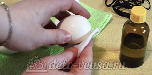 пасхальные яйца в полоску