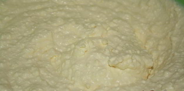 сырая творожная пасха с цукатами и вяленой вишней