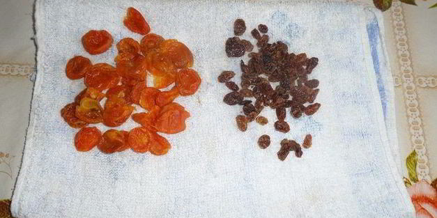 ванильный кулич с сухофруктами