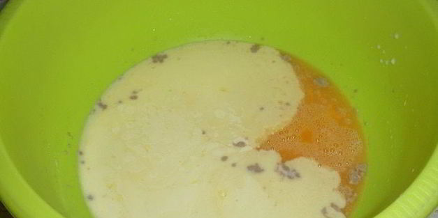 ванильный кулич с сухофруктами