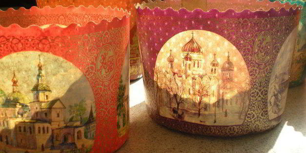 ванильный пасхальный кулич с изюмом, миндалем и кардамоном