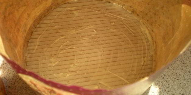 ванильный пасхальный кулич с изюмом, миндалем и кардамоном