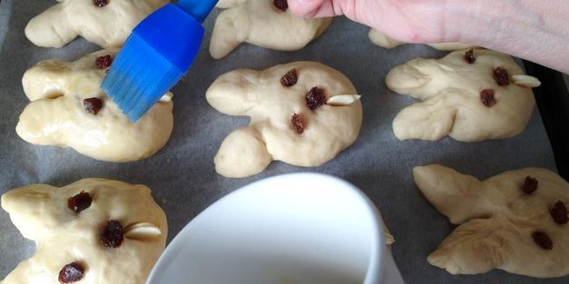 зайцы дрожжевые пасхальные