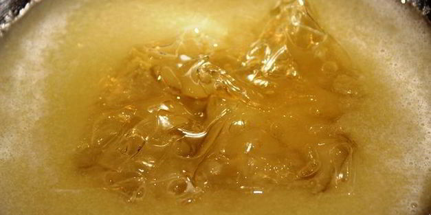 шоколадно-ананасовый десерт с меренгами