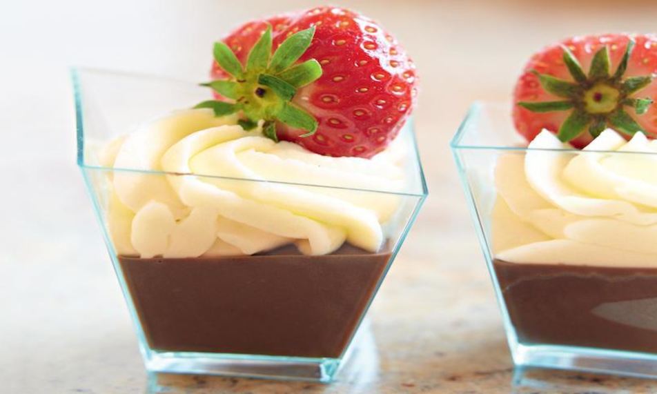 Рецепт сливочно-шоколадный десерт в стаканчиках