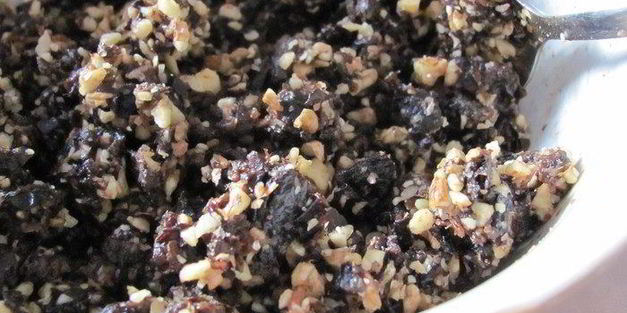 трюфели с черносливом и орехами