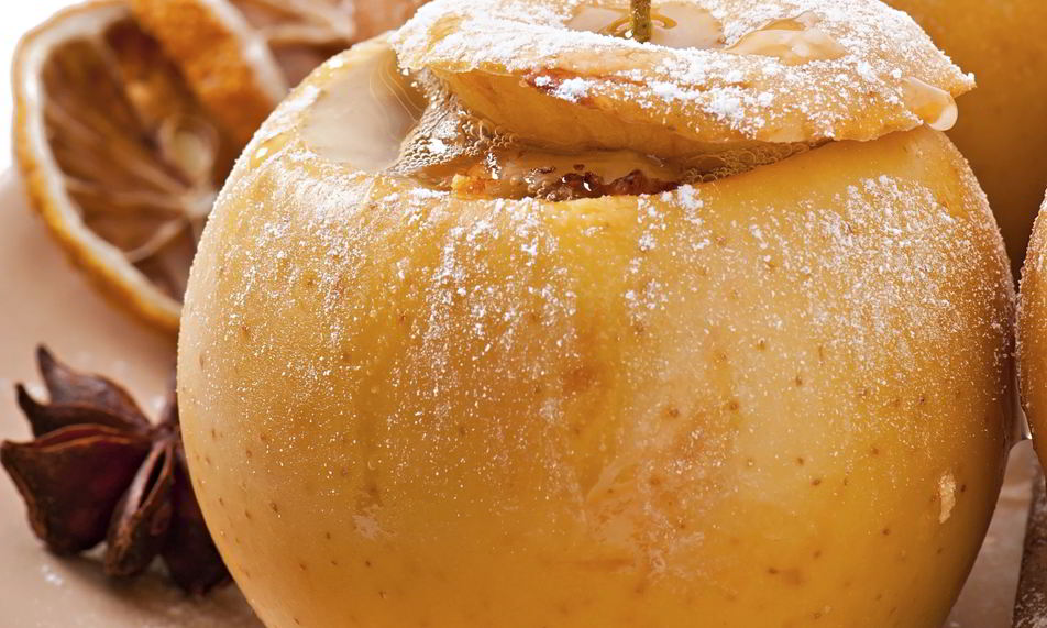 Рецепт запеченное яблоко с изюмом и овсянкой