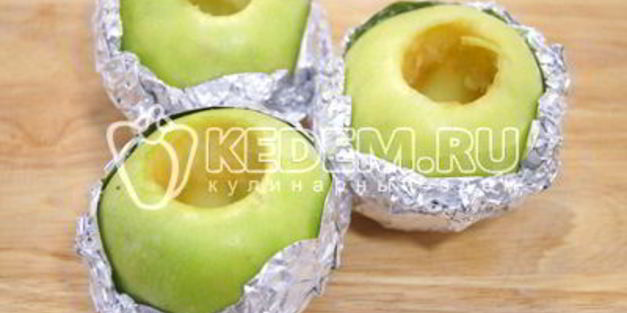 запеченные яблоки с медом