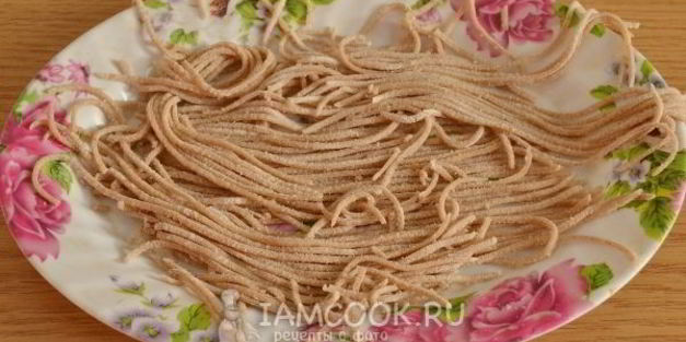домашняя гречневая лапша