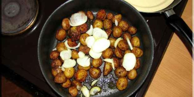 гарнир из мелкого картофеля