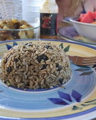 Ароматный рис с фасолью