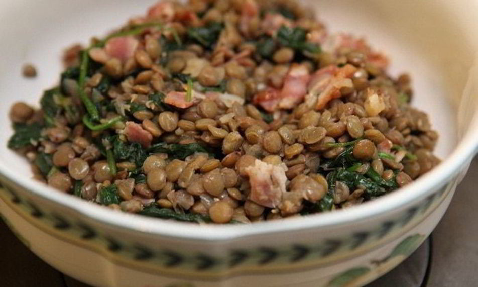 Рецепт чечевицы с беконома и шпинатома