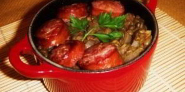 чечевица с колбасой