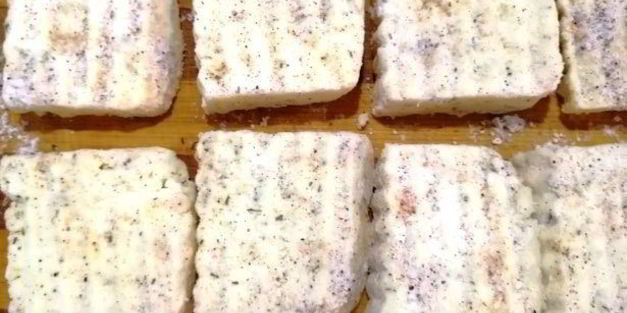 чечевица с лисичками и жареным адыгейским сыром