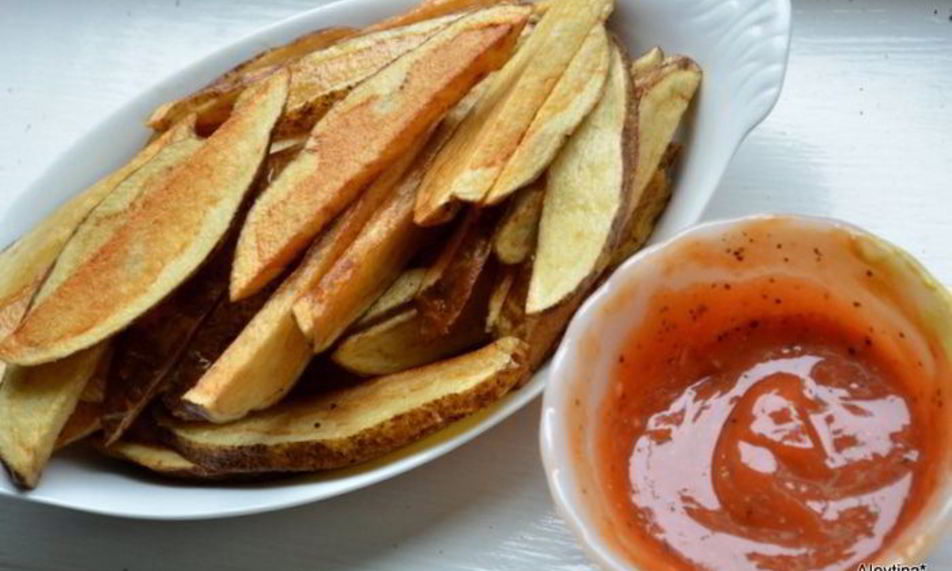 Рецепт картофель фри с пряным кетчупом