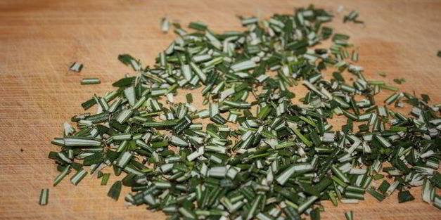 картофель печеный с розмарином