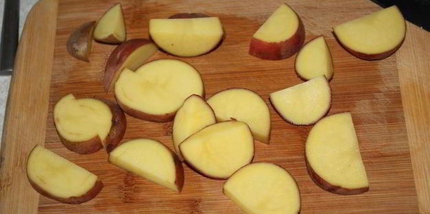 картофель печеный с розмарином