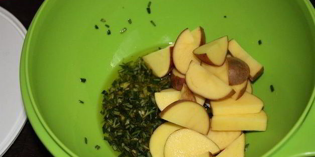 картофель печеный с розмарином