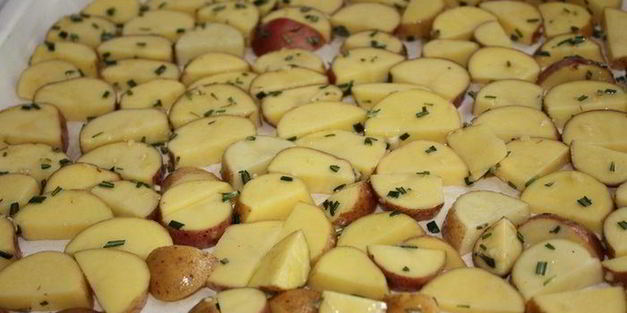 картофель печеный с розмарином