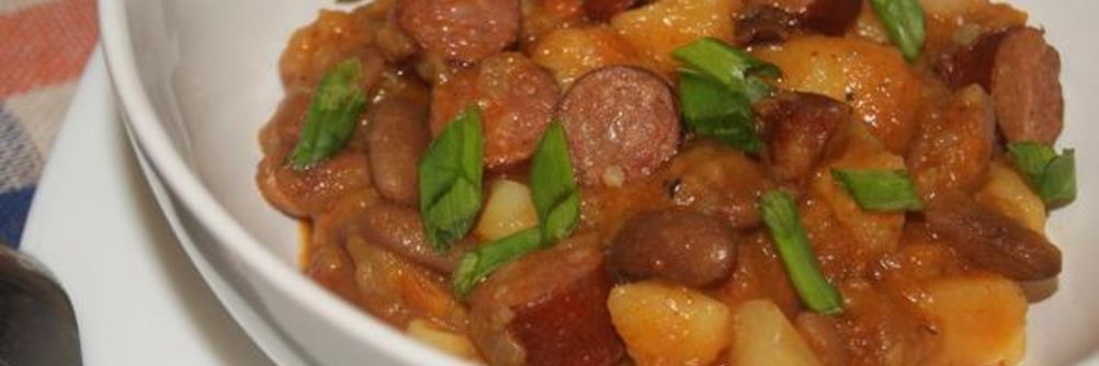 Картофель с охотничьими колбасками