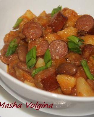 Картофель с охотничьими колбасками