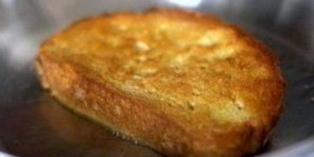 картофель с соусом чили