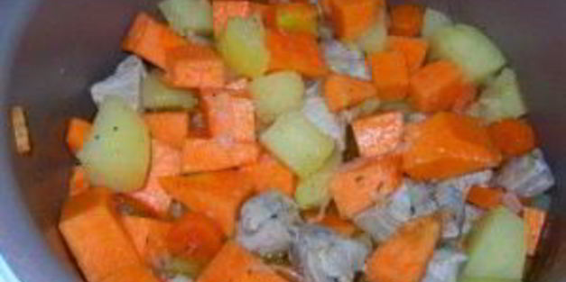 картофель со свининой в мультиварке