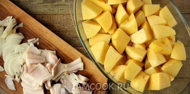 картошка с салом в духовке