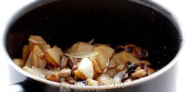 картошка жареная с шампиньонами