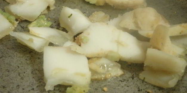 картошка, жаренная на сале с луком