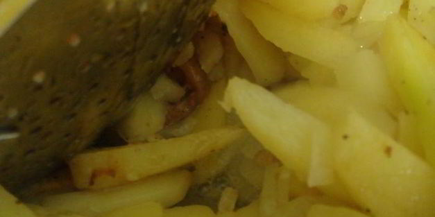 картошка, жаренная на сале с луком