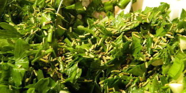 молодой картофель с зеленью