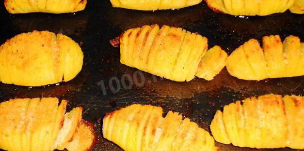 нарядный картофель по-шведски в духовке
