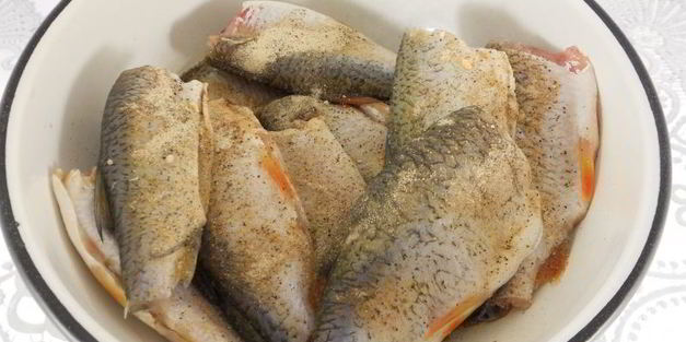 подлещики жареные с луком